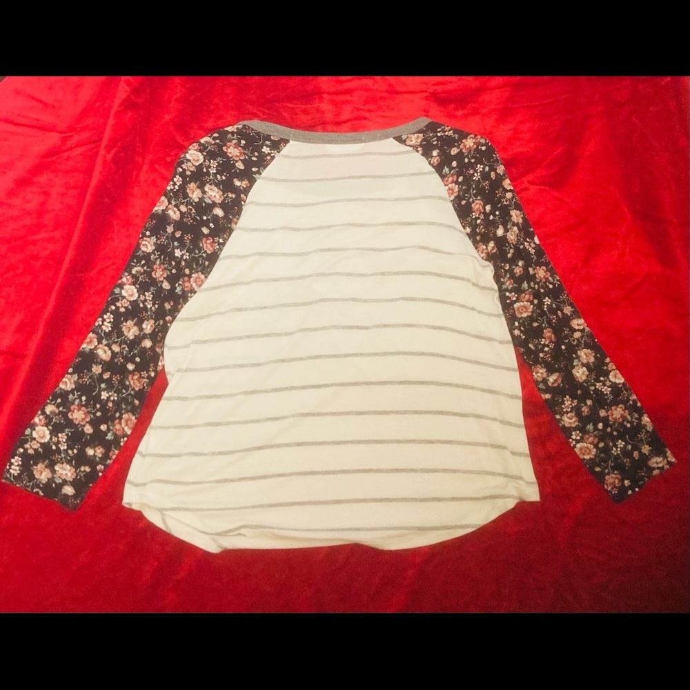 Multi color lightweight shirt - Picture 2 of 6